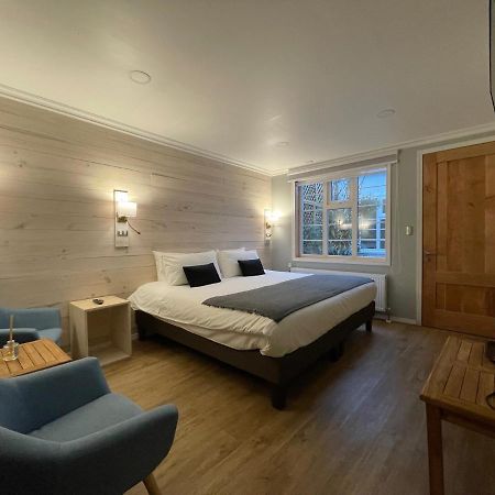 Hostal Boutique Puerta Roja Punta Arenas Exteriör bild