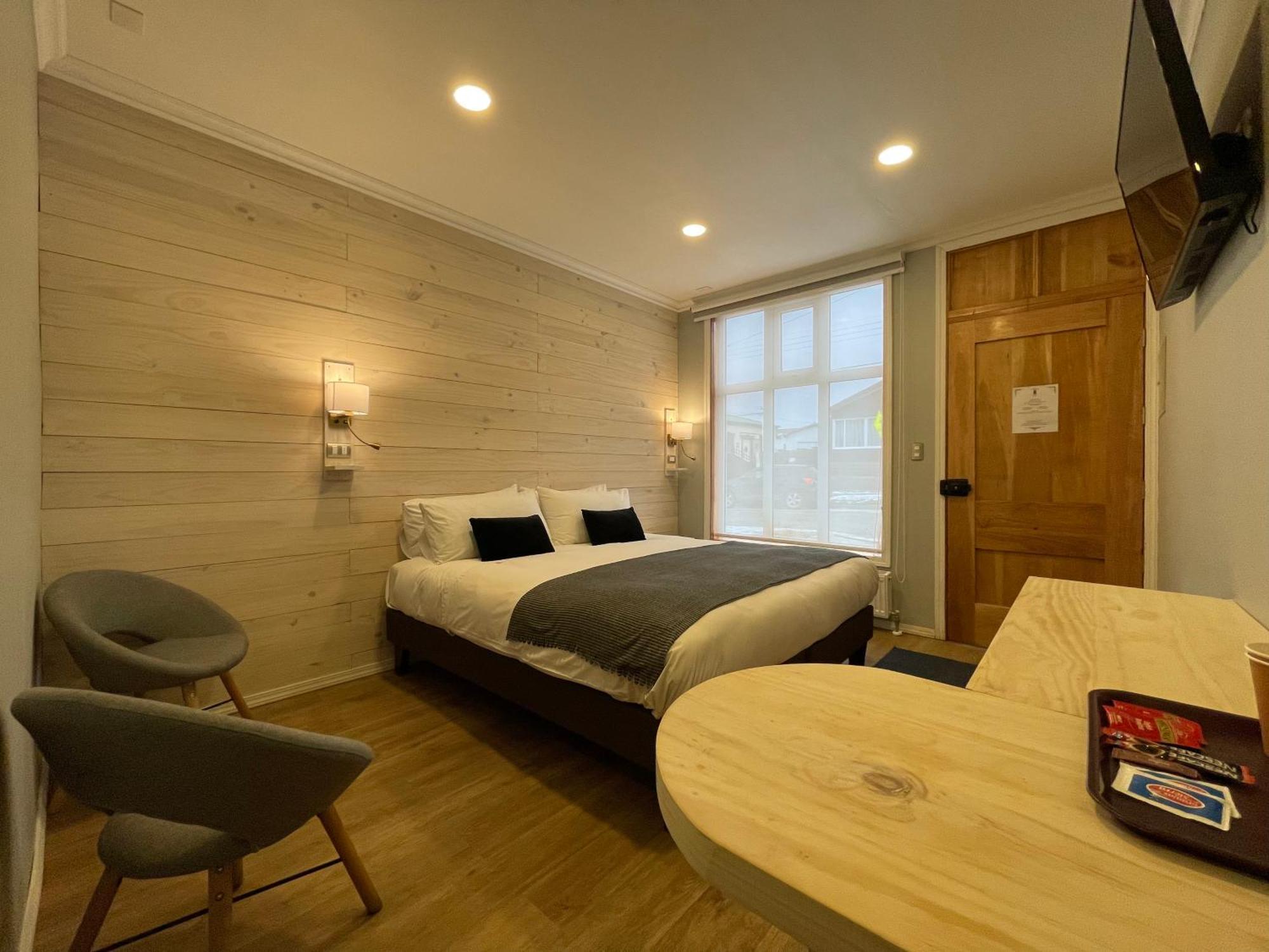 Hostal Boutique Puerta Roja Punta Arenas Exteriör bild