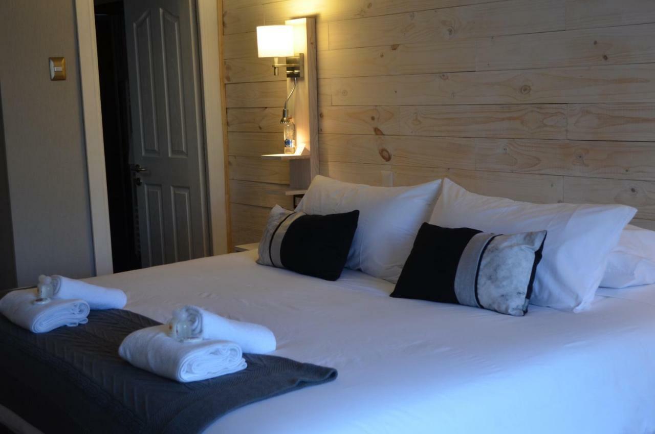 Hostal Boutique Puerta Roja Punta Arenas Exteriör bild