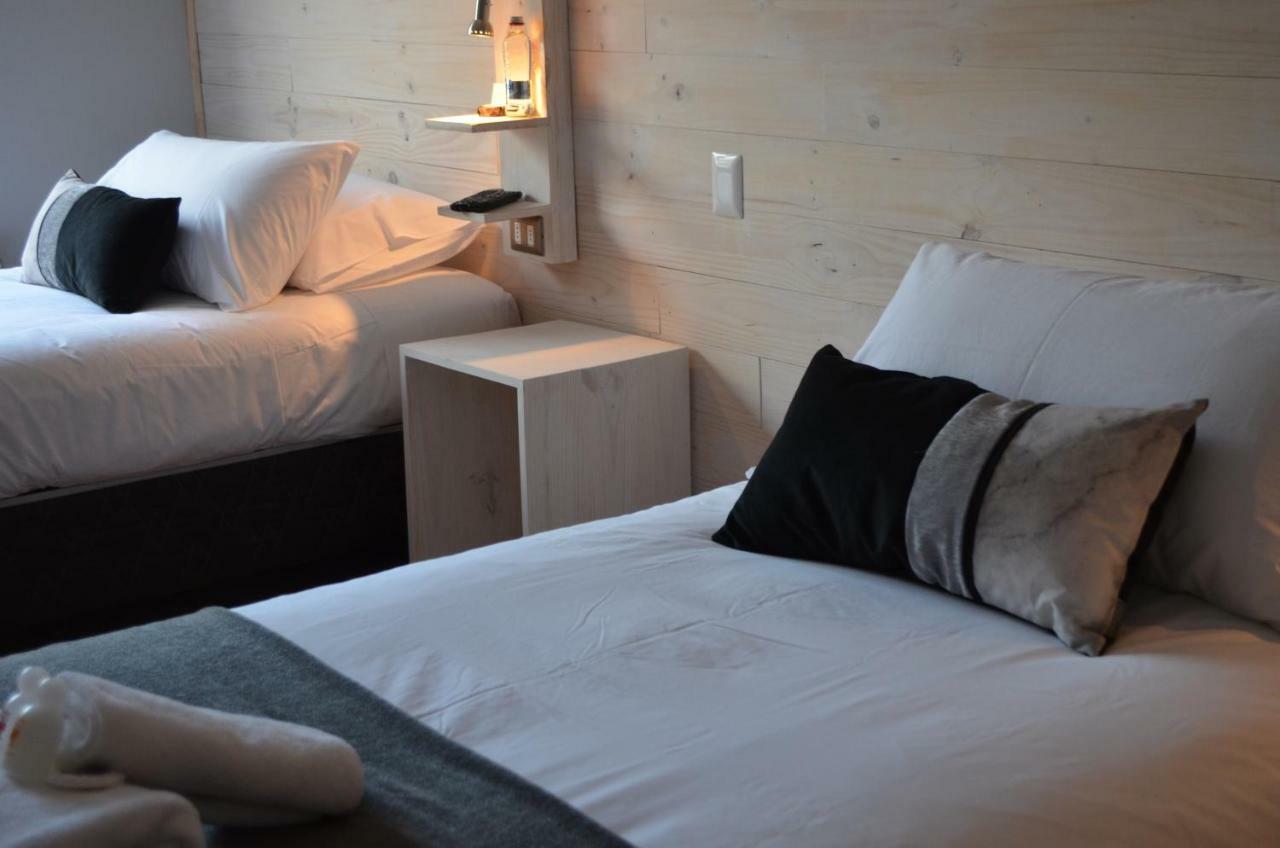 Hostal Boutique Puerta Roja Punta Arenas Exteriör bild
