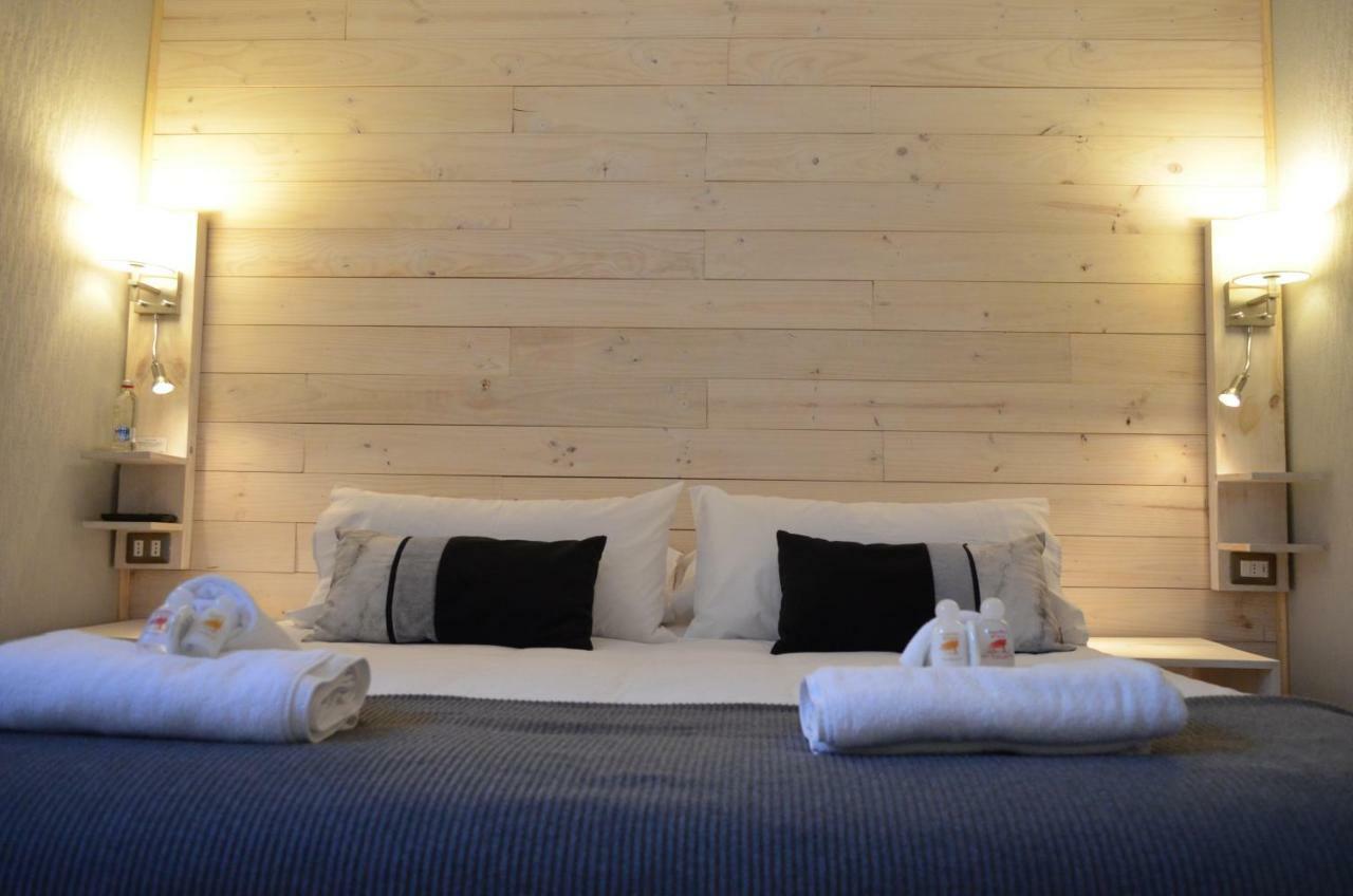 Hostal Boutique Puerta Roja Punta Arenas Exteriör bild