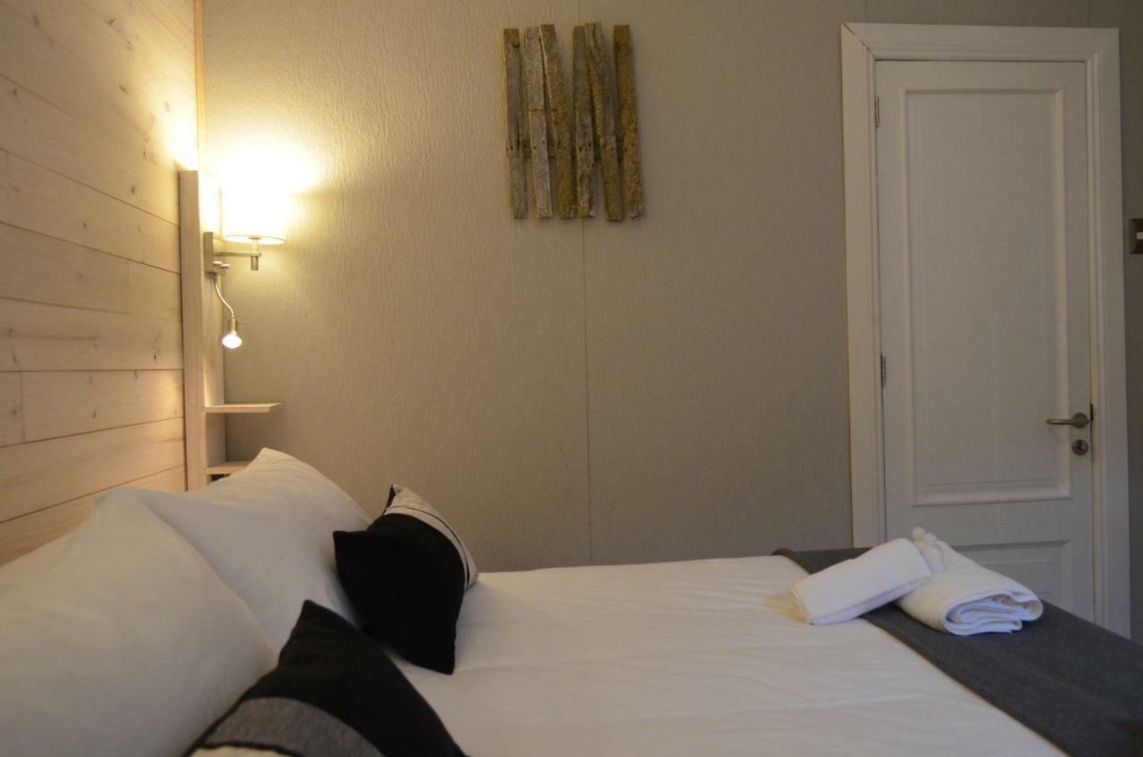 Hostal Boutique Puerta Roja Punta Arenas Exteriör bild